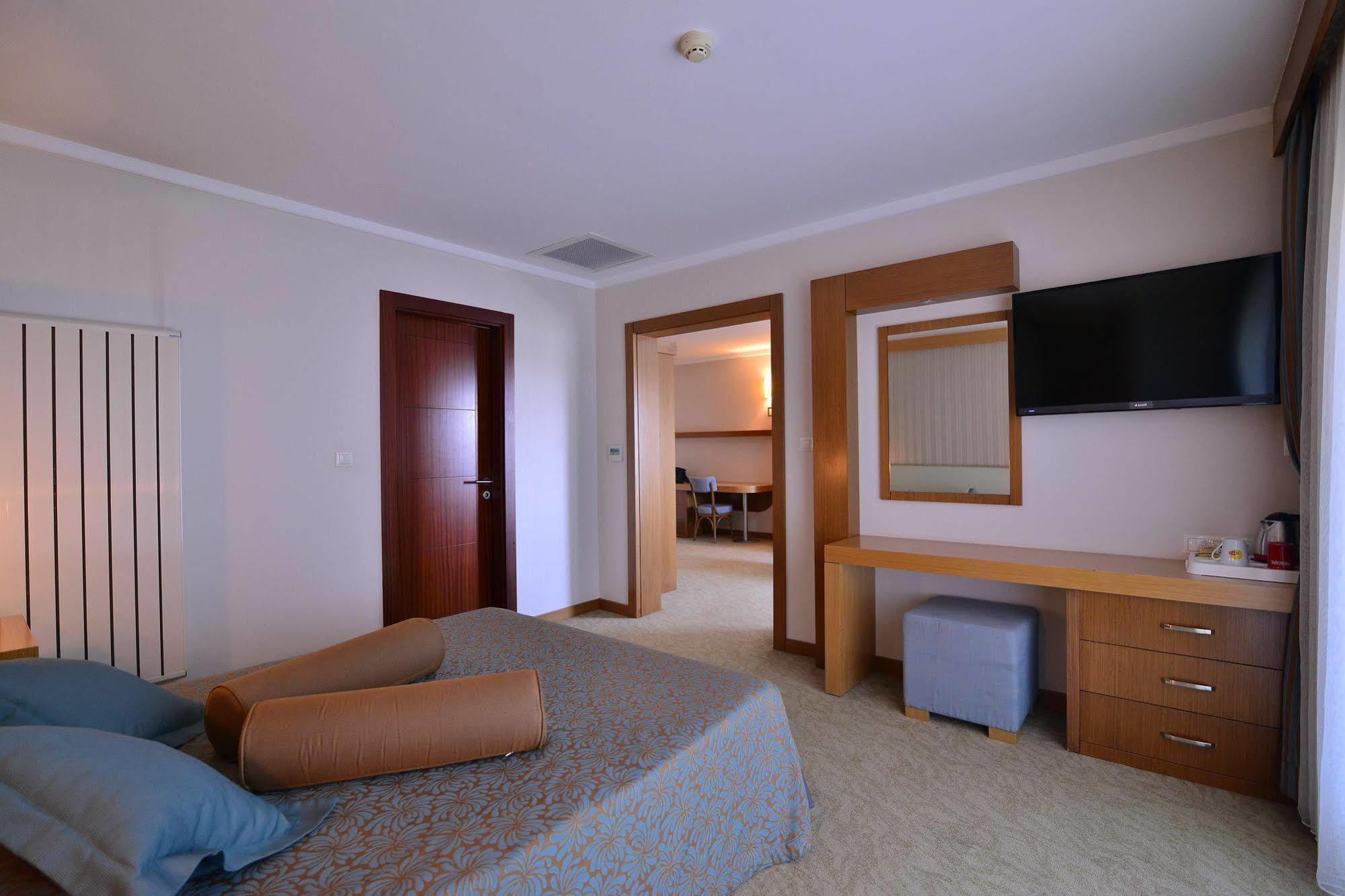 Buyuk Anadolu Eregli Hotel Exterior foto